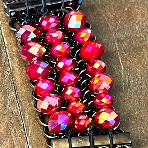 AB amazing fushia bracelet 6 1/2 inch wrist